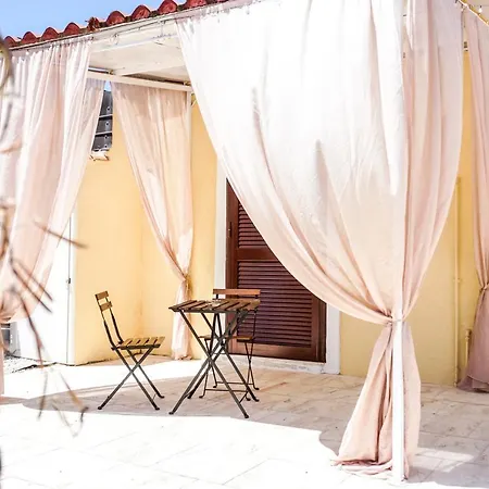 A' Bed & Breakfast 4*